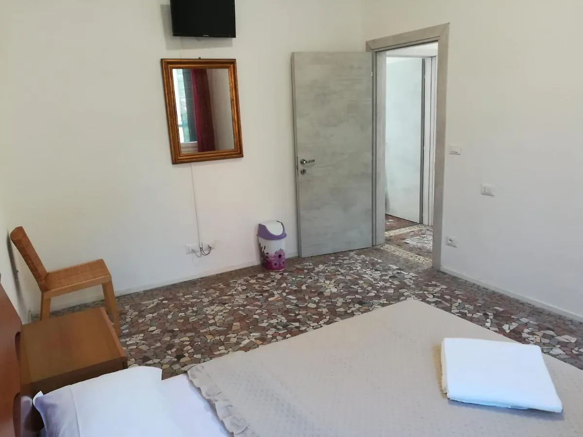 Venice View Guesthouse Marghera Guest house