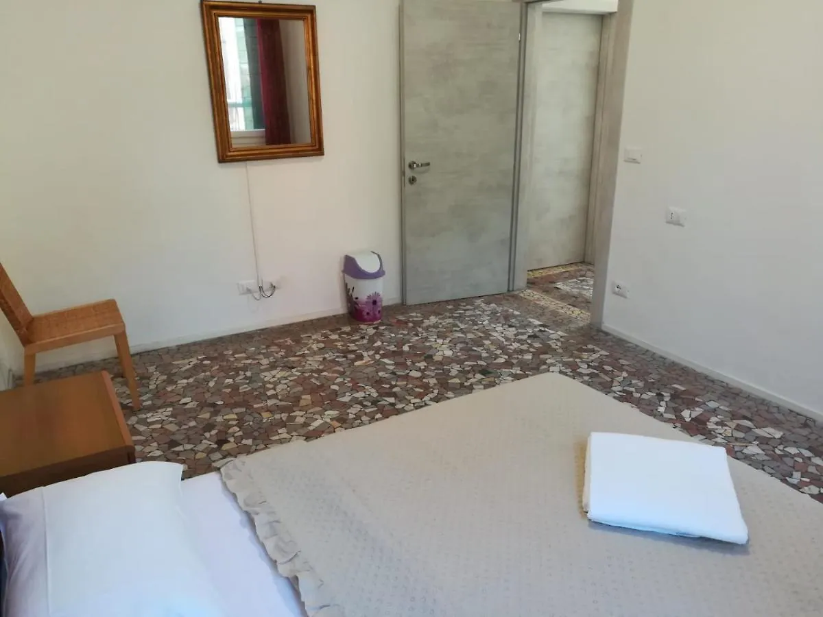 Venice View Guesthouse Marghera Italy
