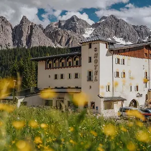 Passo Tre Croci Cortina Кортина-д'Ампеццо